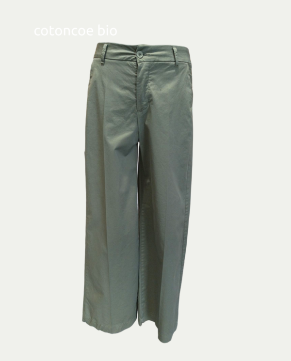 Pantalone in cotone verde salvia gamba dritta